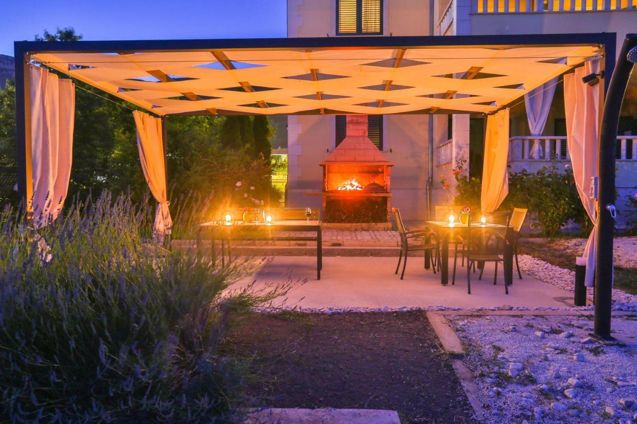 Apartments Maris Kaštela Εξωτερικό φωτογραφία