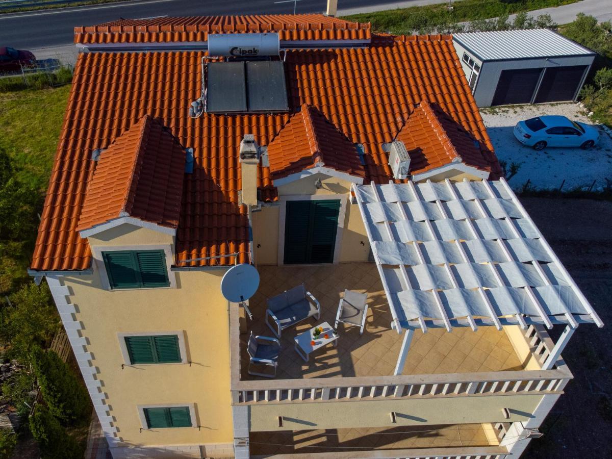 Apartments Maris Kaštela Εξωτερικό φωτογραφία